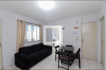 Sala de apartamento para alugar com 2 quartos, 54m² em Jardim Valeria, Guarulhos