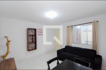 Sala de apartamento para alugar com 2 quartos, 54m² em Jardim Valeria, Guarulhos