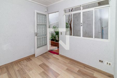 Sala de casa para alugar com 2 quartos, 70m² em Vila Romana, São Paulo