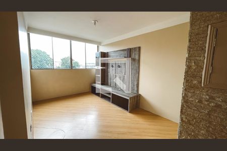 Sala de apartamento para alugar com 2 quartos, 52m² em Parque Peruche, São Paulo