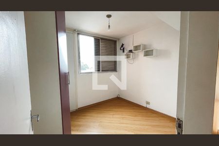 Quarto 1 de apartamento para alugar com 2 quartos, 52m² em Parque Peruche, São Paulo