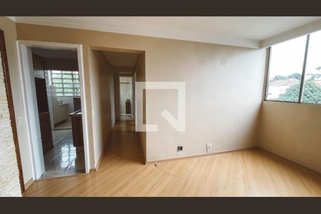 Sala de apartamento para alugar com 2 quartos, 52m² em Parque Peruche, São Paulo