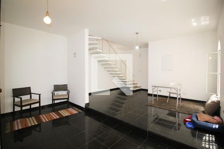 Sala de casa à venda com 3 quartos, 123m² em Vila Olímpia, São Paulo