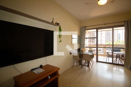 Sala de apartamento para alugar com 1 quarto, 56m² em Barra da Tijuca, Rio de Janeiro