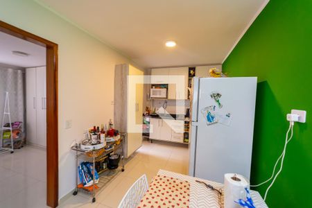 Sala/Cozinha de apartamento para alugar com 2 quartos, 45m² em Vila Euthalia, São Paulo