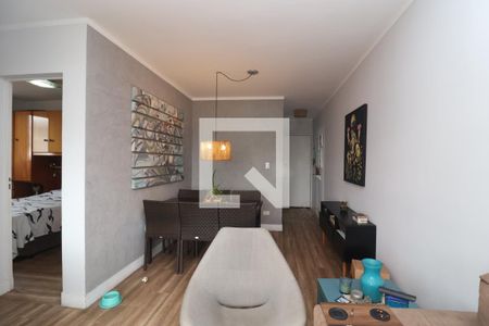 Sala de TV de apartamento à venda com 2 quartos, 65m² em Jardim Textil, São Paulo