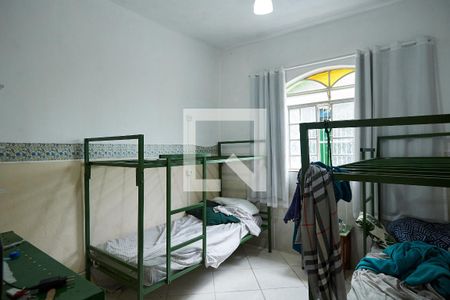 Quarto de casa à venda com 4 quartos, 197m² em Paraíso, Belo Horizonte