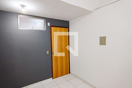 Sala de apartamento para alugar com 1 quarto, 45m² em Curicica, Rio de Janeiro