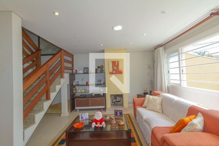 Sala de casa à venda com 5 quartos, 270m² em Mal. Rondon, Canoas