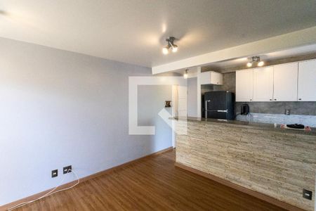 Sala de apartamento à venda com 3 quartos, 62m² em Vila Inglesa, São Paulo