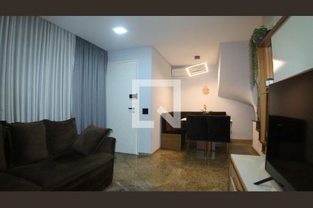 Sala de casa de condomínio para alugar com 3 quartos, 95m² em Vila Independencia, São Paulo