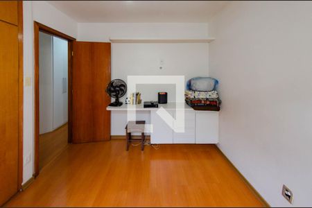 Quarto 2 de apartamento para alugar com 3 quartos, 93m² em Alto Barroca, Belo Horizonte