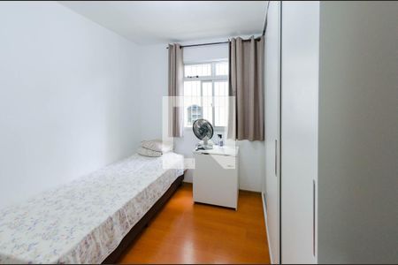 Quarto 1 de apartamento para alugar com 3 quartos, 93m² em Alto Barroca, Belo Horizonte