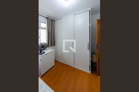 Quarto 1 de apartamento para alugar com 3 quartos, 93m² em Alto Barroca, Belo Horizonte