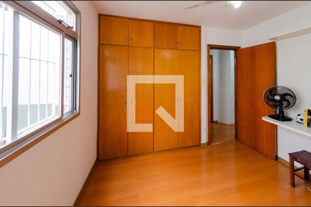 Quarto 2 de apartamento para alugar com 3 quartos, 93m² em Alto Barroca, Belo Horizonte