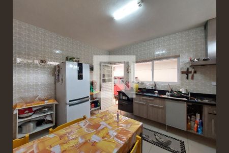 Casa para alugar com 140m², 2 quartos e 3 vagas Casa para alugar com 140m², 2 quartos e 3 vagasCozinha