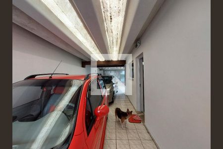 Casa para alugar com 140m², 2 quartos e 3 vagas Casa para alugar com 140m², 2 quartos e 3 vagasGaragem