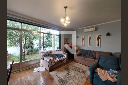 Sala de casa para alugar com 2 quartos, 140m² em Jardim Juá, São Paulo