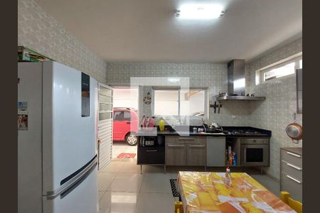 Casa para alugar com 140m², 2 quartos e 3 vagas Casa para alugar com 140m², 2 quartos e 3 vagasCozinha