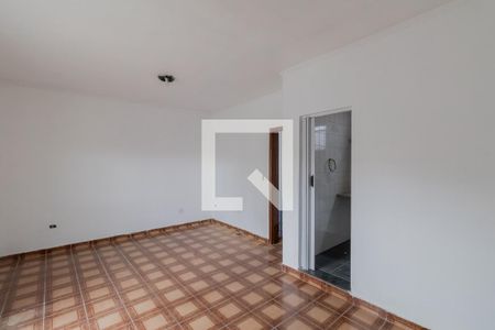 Suíte  de casa à venda com 3 quartos, 216m² em Vila Curuçá Velha, São Paulo