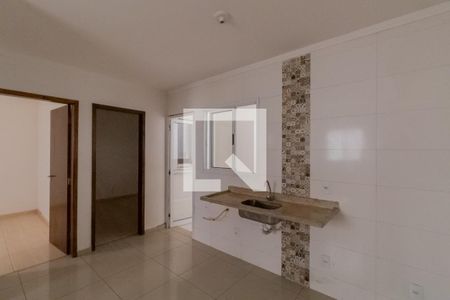 Sala e Cozinha  de apartamento para alugar com 2 quartos, 50m² em Vila Nhocuné, São Paulo