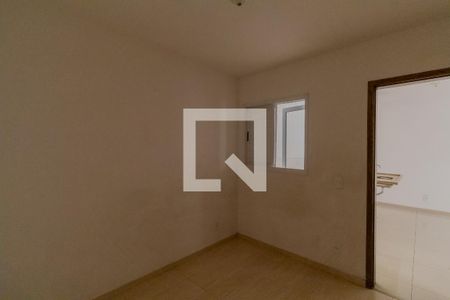 Quarto 2 de apartamento para alugar com 2 quartos, 50m² em Vila Nhocuné, São Paulo