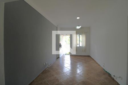 Sala de casa para alugar com 3 quartos, 250m² em Vila do Castelo, São Paulo