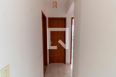 Corredor  de apartamento à venda com 3 quartos, 81m² em Barreto, Niterói