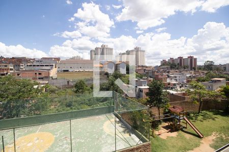 Vista de casa à venda com 2 quartos, 62m² em Jardim Miriam, São Paulo