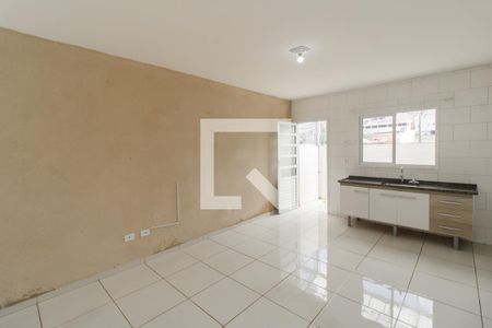 Casa à venda com 2 quartos, 62m² em Jardim Miriam, São Paulo