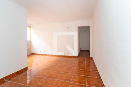 Sala de apartamento à venda com 3 quartos, 70m² em Itaquera, São Paulo