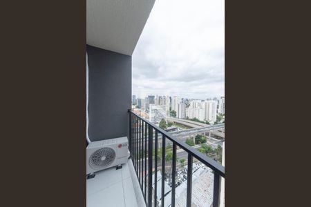 Varanda de apartamento para alugar com 1 quarto, 27m² em Campo Belo, São Paulo