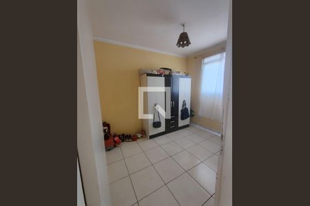 Quarto de apartamento à venda com 2 quartos, 45m² em Kennedy, Contagem