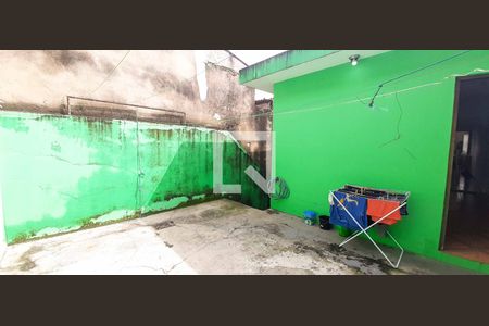 Casa à venda com 142m², 3 quartos e 2 vagas Casa à venda com 142m², 3 quartos e 2 vagasQuintal