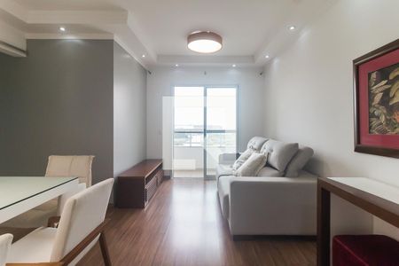 Sala/Sala de Jantar de apartamento para alugar com 3 quartos, 82m² em Loteamento Mogilar, Mogi das Cruzes