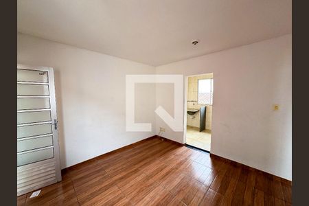 Sala de apartamento à venda com 2 quartos, 47m² em Califórnia, Belo Horizonte