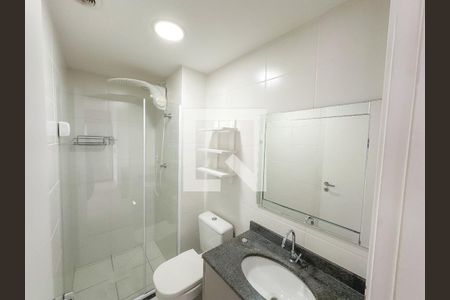 Banheiro de apartamento para alugar com 1 quarto, 31m² em Água Branca, São Paulo