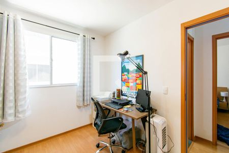 Quarto  de apartamento à venda com 2 quartos, 45m² em Igara, Canoas