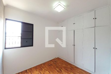 Quarto 2 de apartamento para alugar com 2 quartos, 67m² em Vila Anhanguera, Campinas