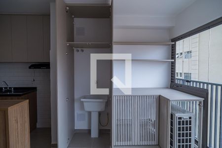 Sala e Cozinha - Área de Serviço de apartamento para alugar com 2 quartos, 58m² em Vila da Saúde, São Paulo