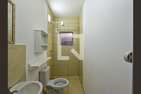 Banheiro de casa para alugar com 1 quarto, 23m² em Jardim Centenario, São Paulo