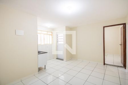 Sala de casa para alugar com 1 quarto, 60m² em Jardim Primeiro de Maio (chácara Fazendinha), Osasco