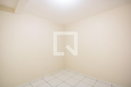 Quarto de casa para alugar com 1 quarto, 60m² em Jardim Primeiro de Maio (chácara Fazendinha), Osasco