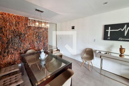 Sala de casa para alugar com 3 quartos, 250m² em Camboinhas, Niterói