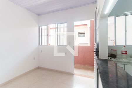 Sala de casa para alugar com 1 quarto, 45m² em Jardim Santos Dumont Iii, Mogi das Cruzes