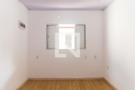 Quarto  de casa para alugar com 1 quarto, 45m² em Jardim Santos Dumont Iii, Mogi das Cruzes