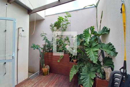 Casa à venda com 115m², 4 quartos e 2 vagas Casa à venda com 115m², 4 quartos e 2 vagasVista do Quarto 2 - Área de Luz