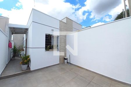 Casa à venda com 115m², 4 quartos e 2 vagas Casa à venda com 115m², 4 quartos e 2 vagasGaragem