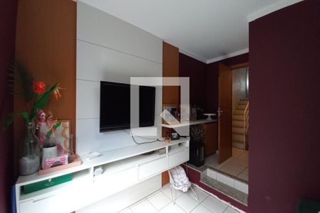 Casa à venda com 115m², 4 quartos e 2 vagas Casa à venda com 115m², 4 quartos e 2 vagasQuarto 2 - Suíte