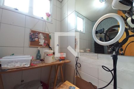 Casa à venda com 115m², 4 quartos e 2 vagas Casa à venda com 115m², 4 quartos e 2 vagasBanheiro da Suíte